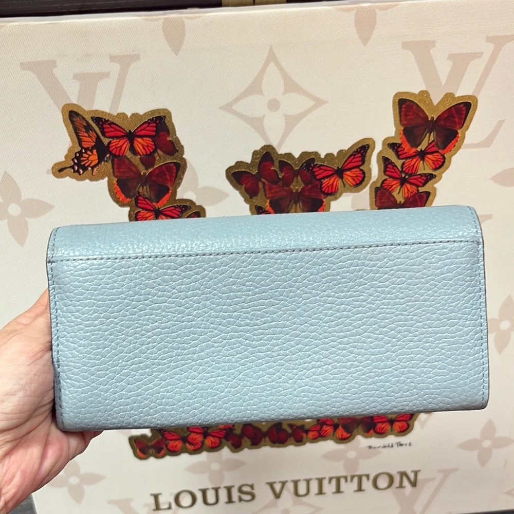 Michael Kors Fulton Flap Leather Wallet - Picture 5 of 11